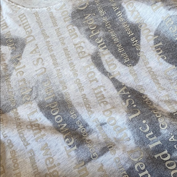 tshirt - Picture 2 of 2